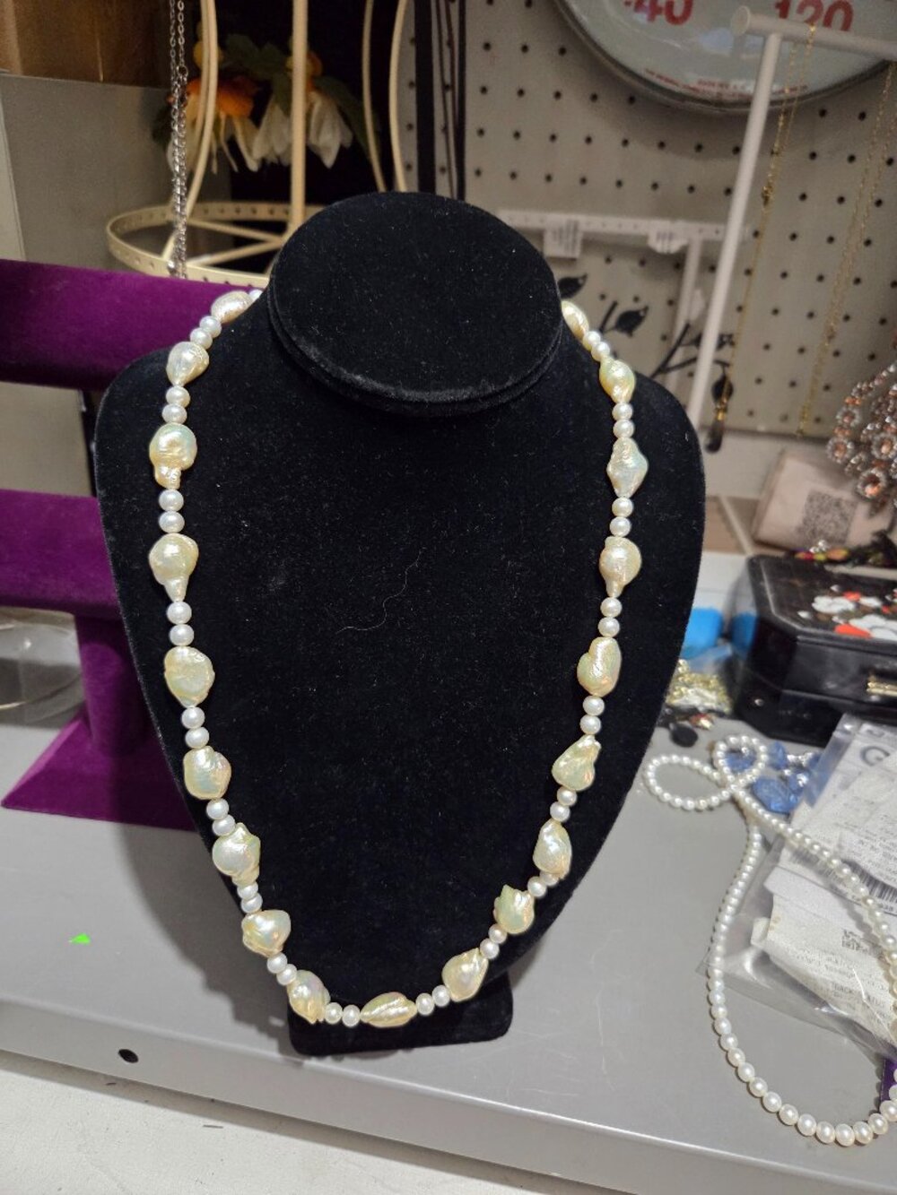 Mixed cultured pearl necklace